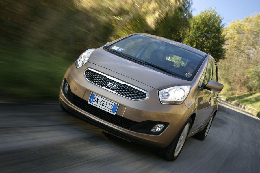  Kia Venga 2010 года  (фото 91 из 199)